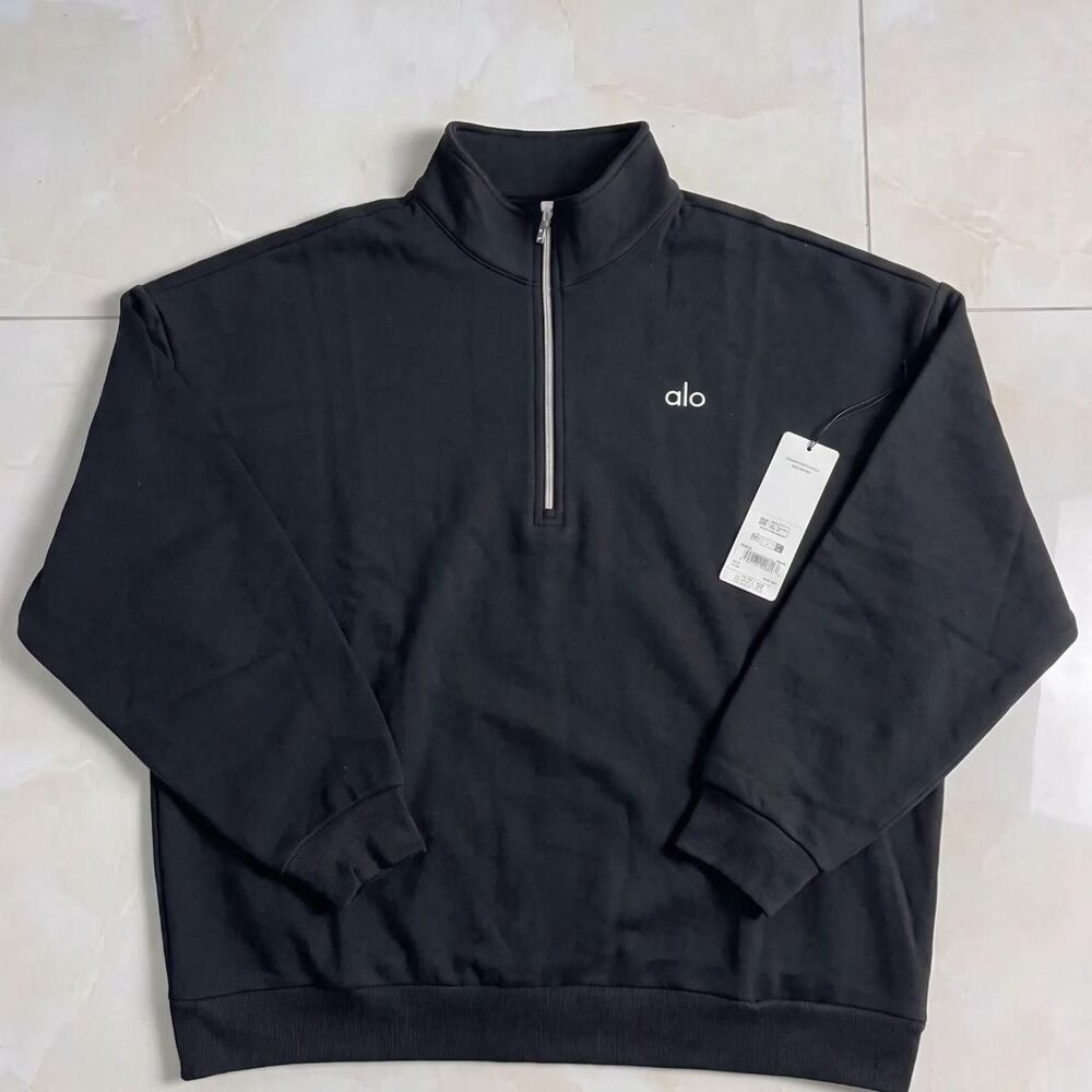 Alo-yoga Men's Black and Grey Jumper